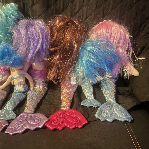 MERMAID Dolls by Aurora. Bundle includes 4 large & 2 smaller mermaids. Pre-owned - Picture 8 of 9